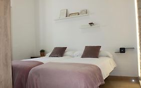 Apartamentos En Cordoba, Puente Romano Y Torre Calahorra